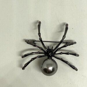 Unsigned Gun Metal Color & Faux Pearl Rhinestone Spider Brooch/Pendant
